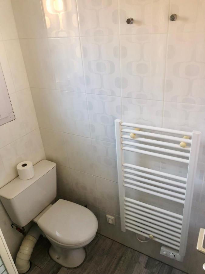 Appartement Duplex Lumineux Idealement Situe อาเรส ภายนอก รูปภาพ