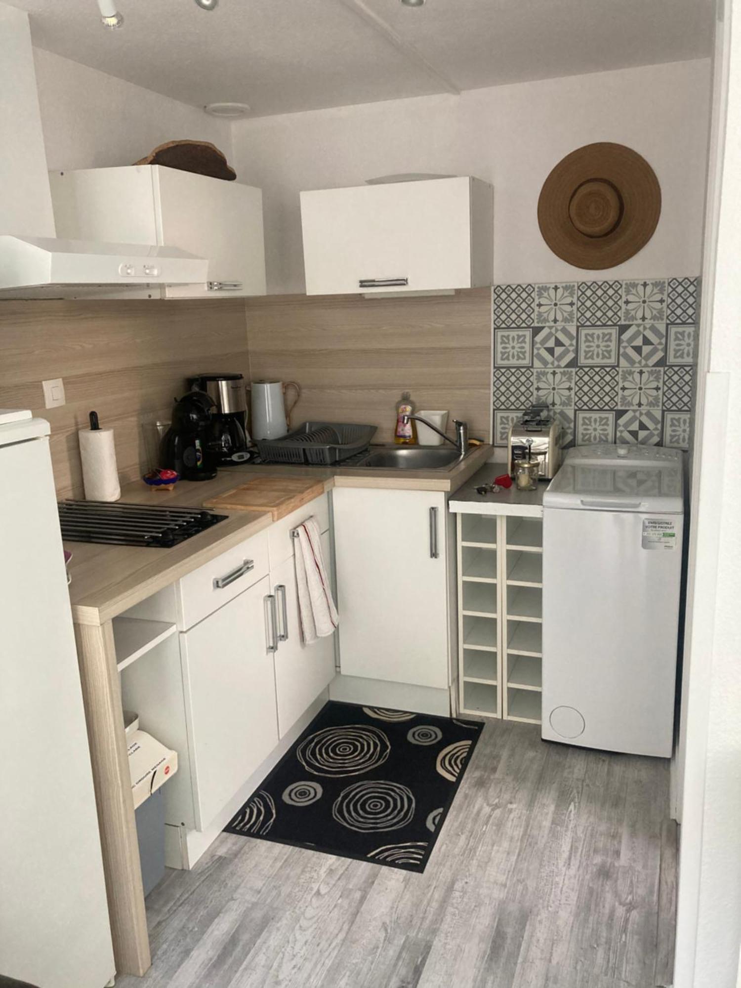 Appartement Duplex Lumineux Idealement Situe อาเรส ภายนอก รูปภาพ